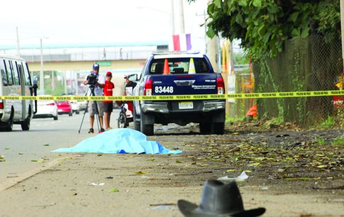 ¡IBA POR DESAYUNO! Pero borracho lo arrolla y se da a la fuga en Felipillo 