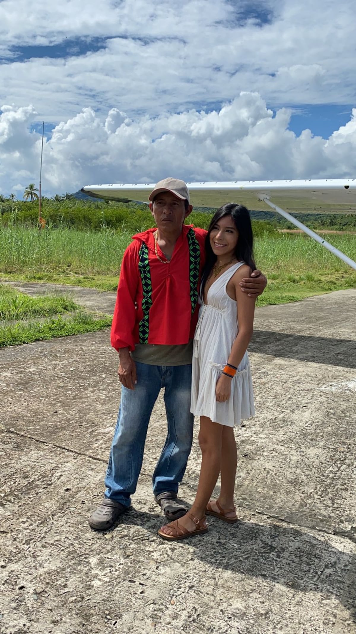 Al fin la modelo guna Ana Blanco conoció a su padre biológico  