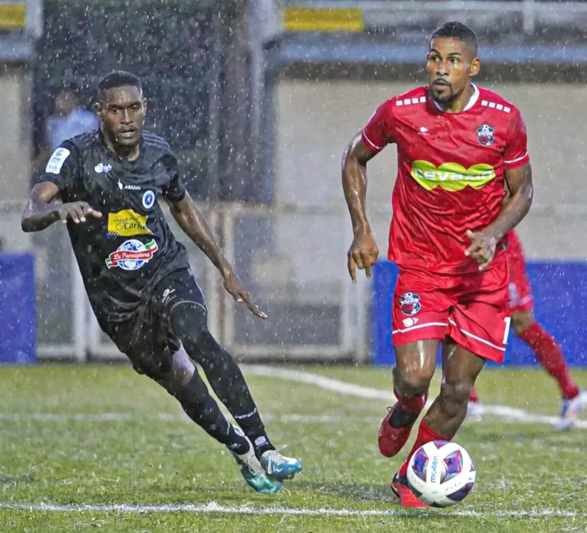 ¡Arranca con fuego la Jornada 12 de la LPF! Los monjes de San Francisco y Veraguas calientan motores en el Muquita