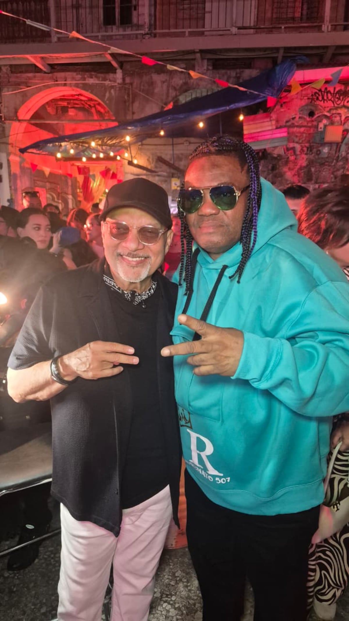 Farruko lanza ‘Manda la plena MOH’, un homenaje al reggae panameño, y recibe la Llave de la Ciudad