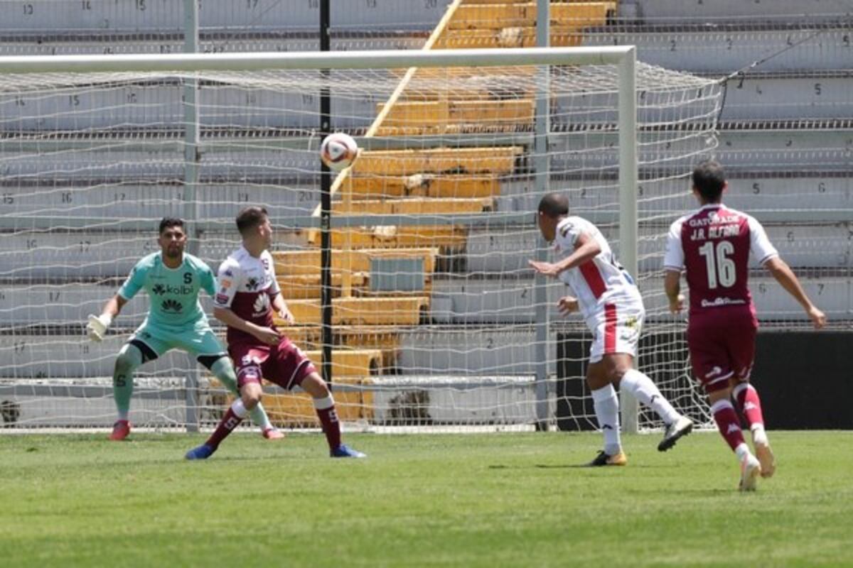 Clubes panameños el dolor de cabeza del Saprissa