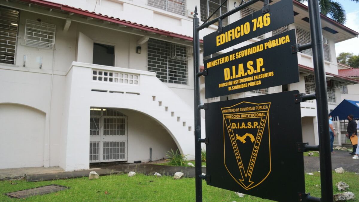 Adecuan formulario para renovar certificado y licencia para portar armas de fuego