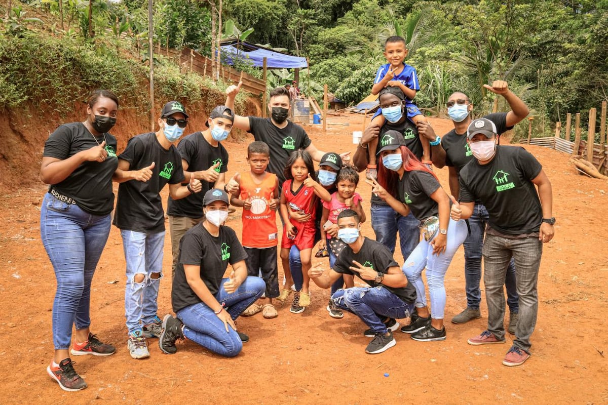 Joven da a luz en su casa y entierran la placenta. No tenían para ir al hospital. Grupo Asistencia Alimentaria apoya
