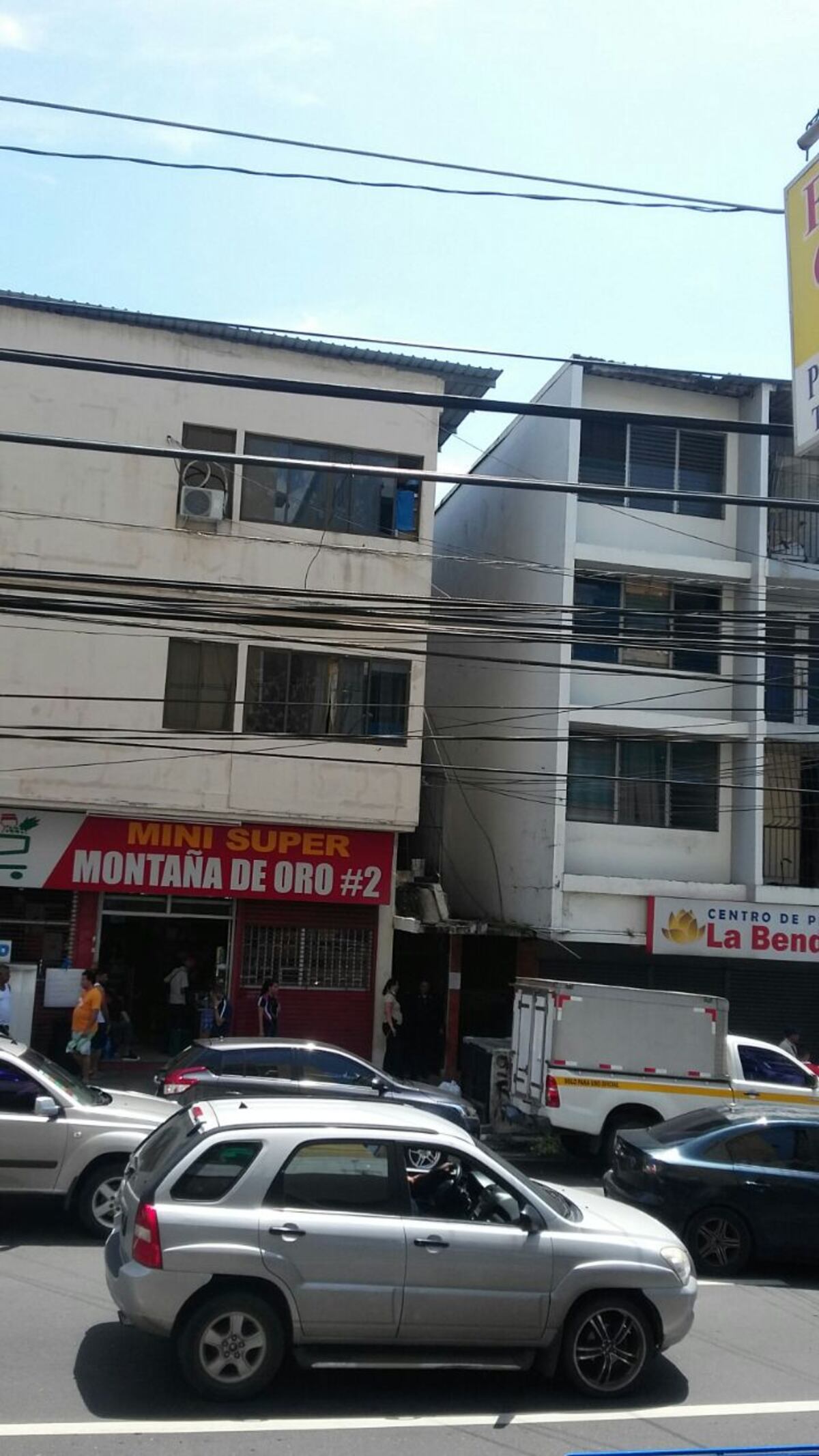 ¡HORROR! Asesinan a mujer de varias puñaladas en un edificio en Perejil