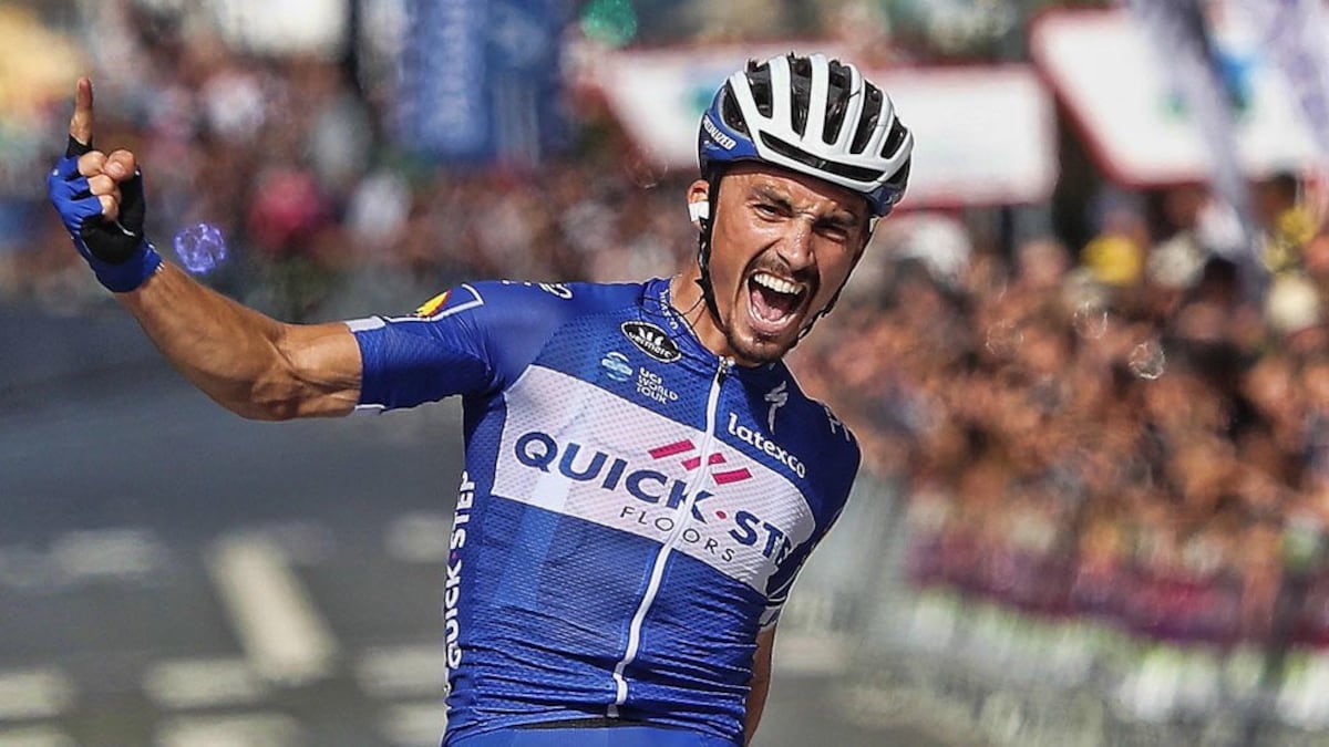 El francés Julian Alaphilippe reina en el Mundial de Ciclismo 