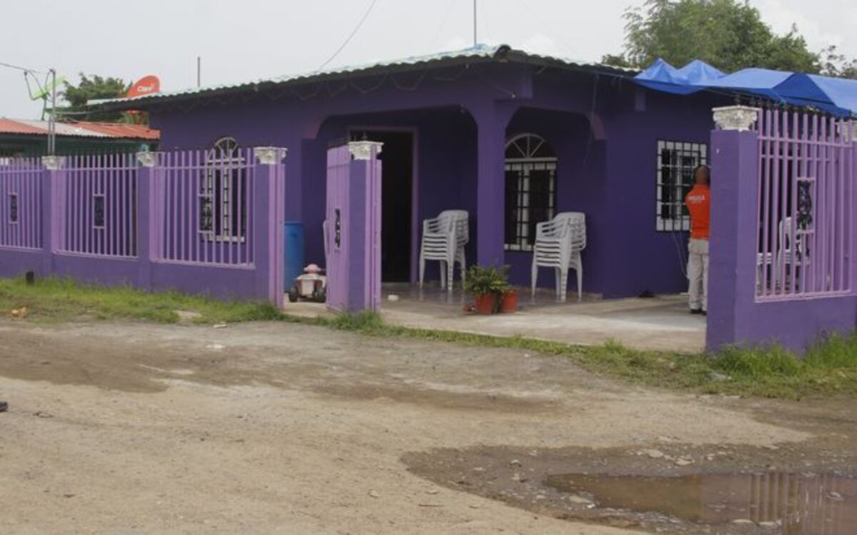 ¿Quiero saber por qué? Madre estaba presente cuando su hija fue abatida a tiros