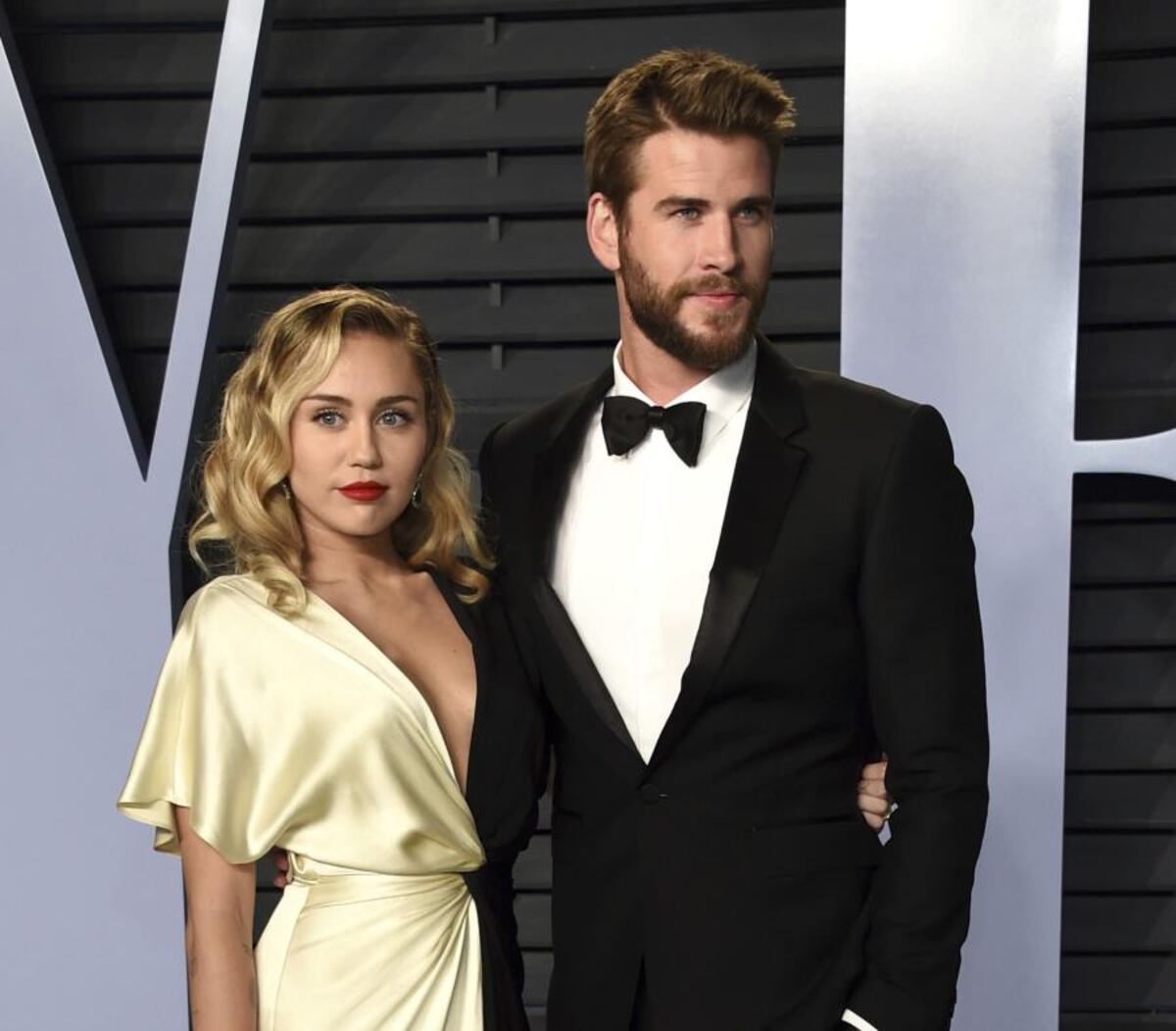 Ahora sí chao que te ví, oficializan el divorcio de Miley Cyrus y ella feliz