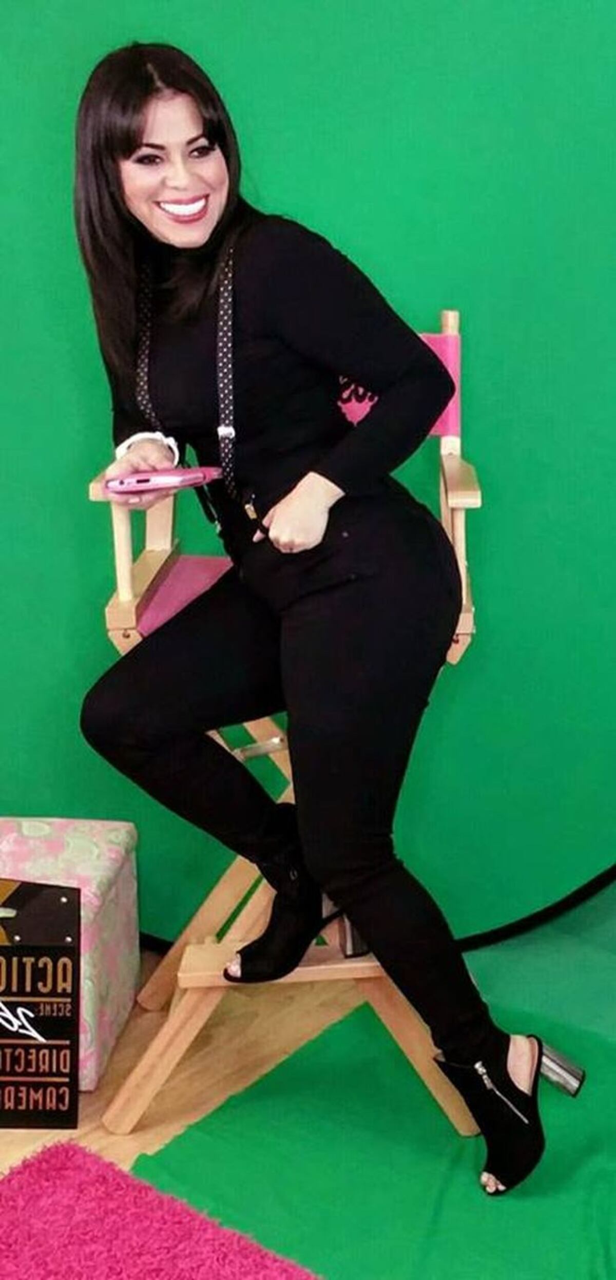 Presentadora de TV revela que despidieron a Departamento de Noticias en pleno