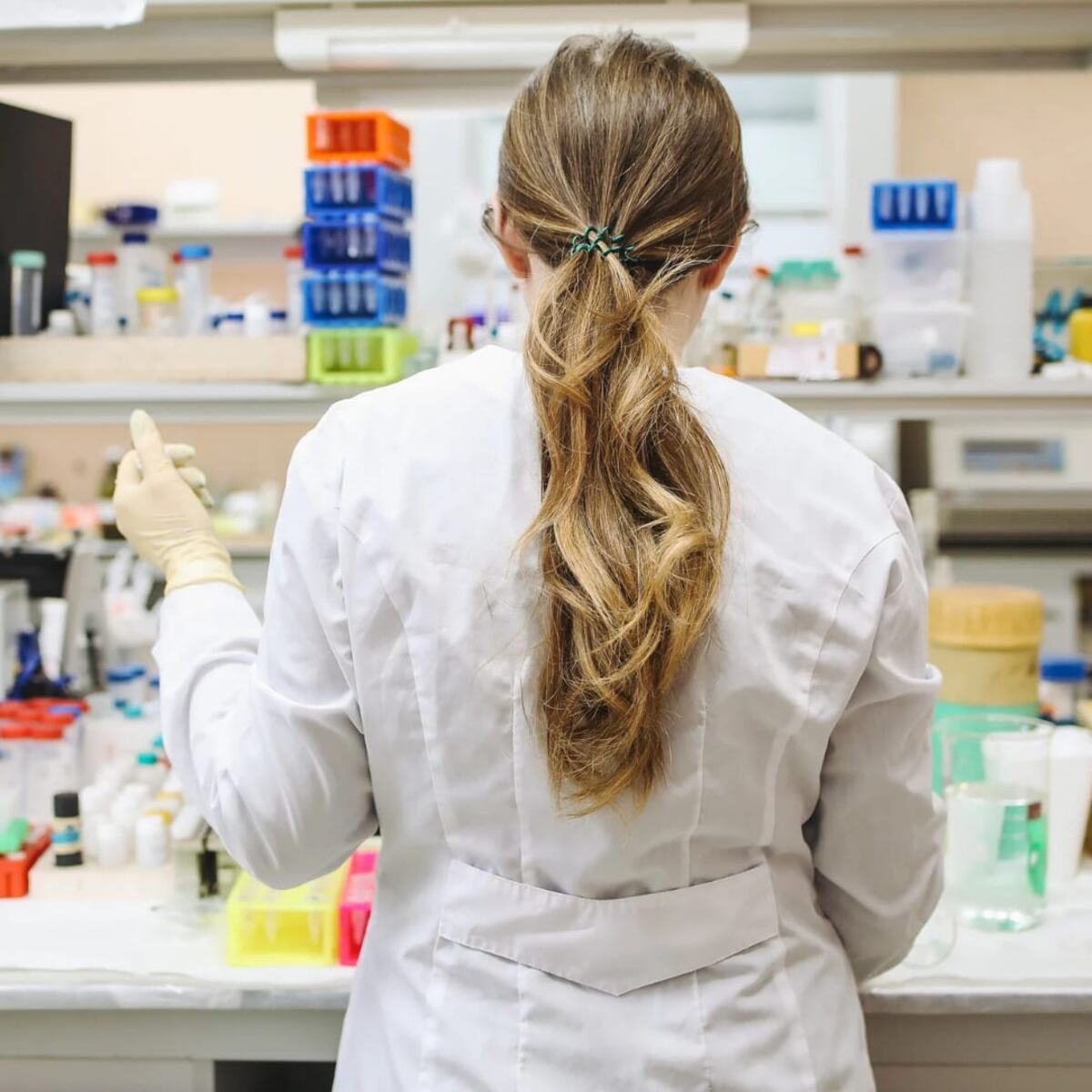 ‘Caiga quien caiga’. Colegio de Farmacéuticos se pone a disposición de autoridades para ayudar en la investigación del tumbe de fentanilo