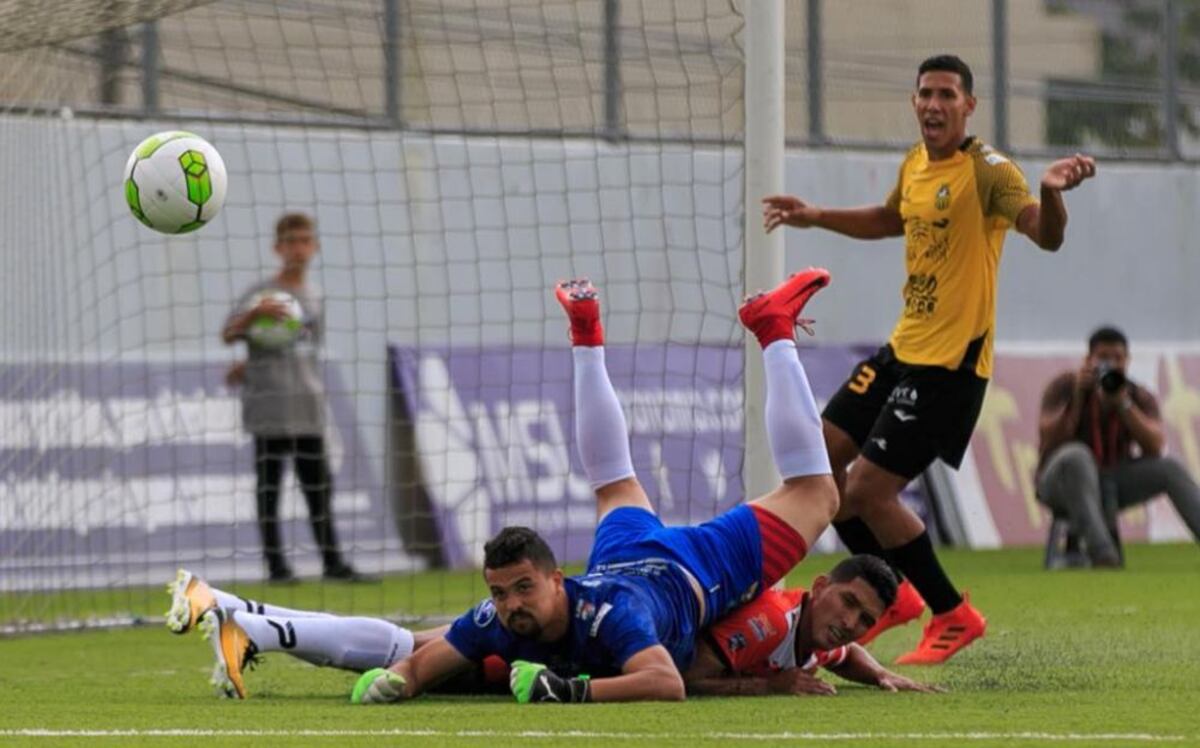¡VOTA AQUÍ POR TU FAVORITO! Tauro-CAI una final que promete muchos goles