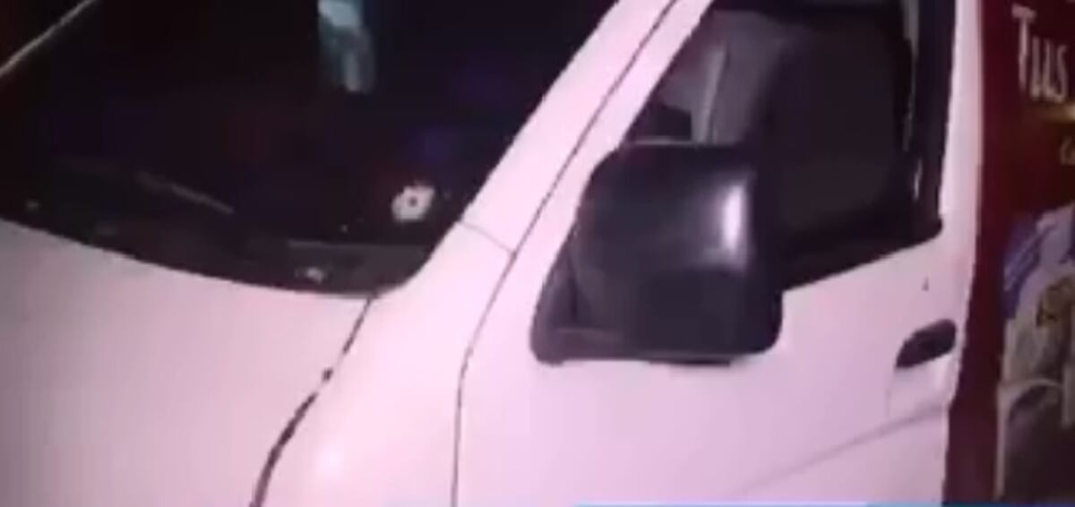 ¡AY, DIOS! Matan a una mujer de varios tiros en un bus | VIDEO