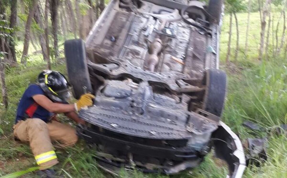 Menor de edad choca contra una camioneta en Veraguas 