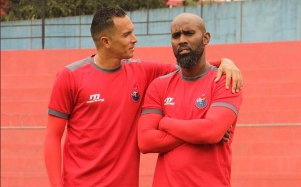 FUERTE SISMO.. Blas y Baloy pasan el susto de sus vidas