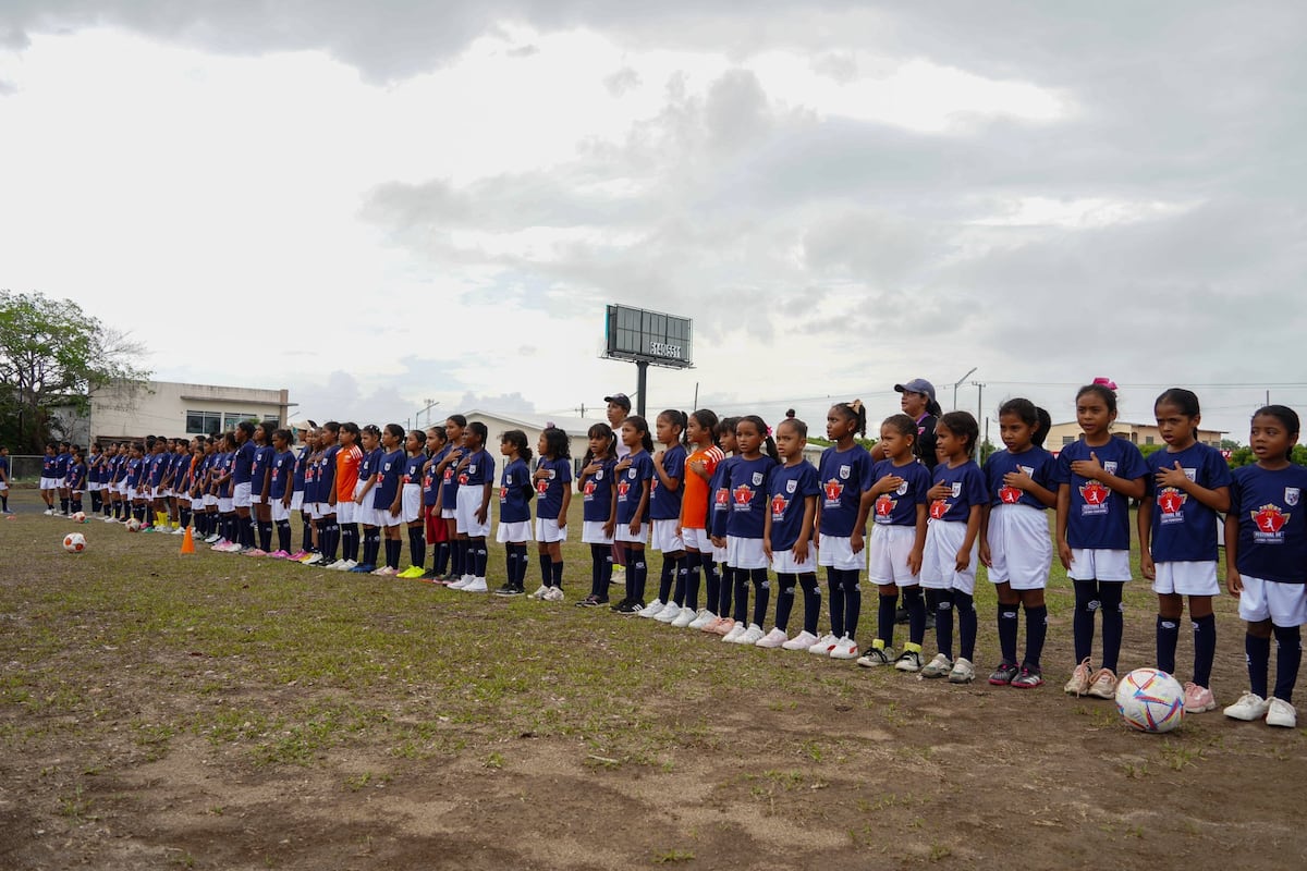 Futuras estrellas del fútbol femenino brillan en el Festival de Fútbol Femenino