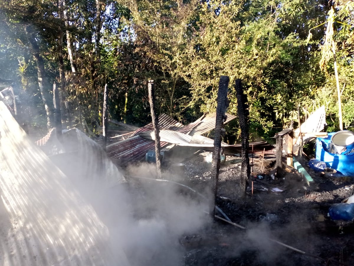 Bomberos se enfrentan a caos: 237 emergencias atendidas entre el 18 y 21 de diciembre