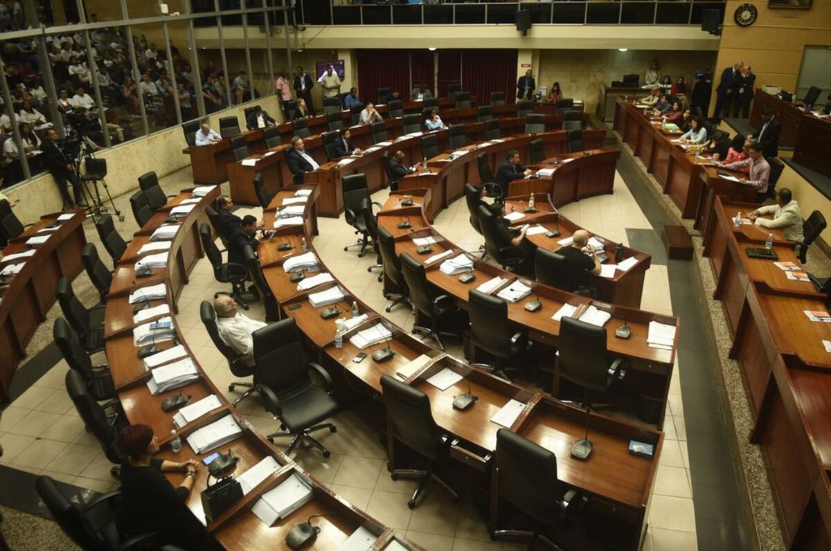 Cortizo convoca a sesiones extraordinarias