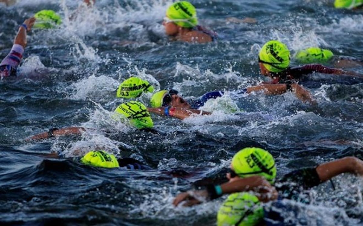Muere triatleta tras ser herida por la hélice de un bote