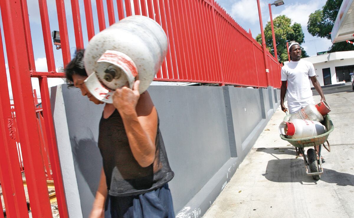Gobierno mitiga cualquier riesgo en el abastecimiento y la comercialización del tanque de gas de 25 libras