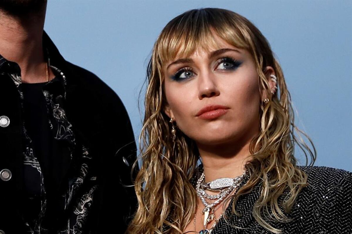Miley Cyrus se venga de su ex con “Flowers”, como Shakira
