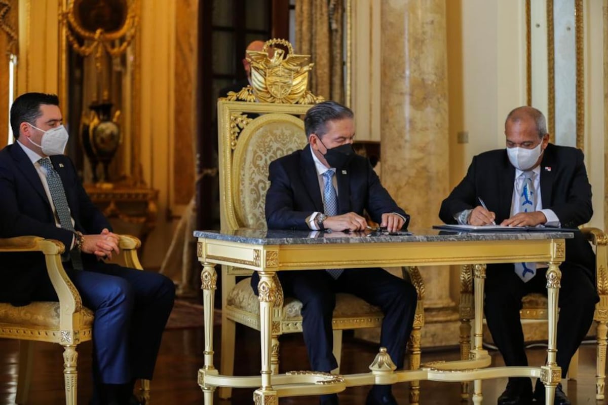 Presidente Cortizo firma Decreto Ejecutivo que amplía las áreas marinas protegidas