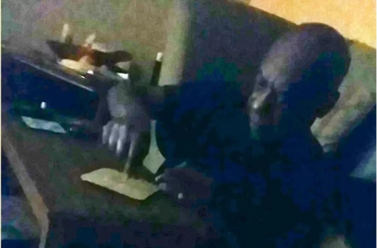 ¡SEÑOR! Graban a sacerdote inhalando drogas y viendo porno