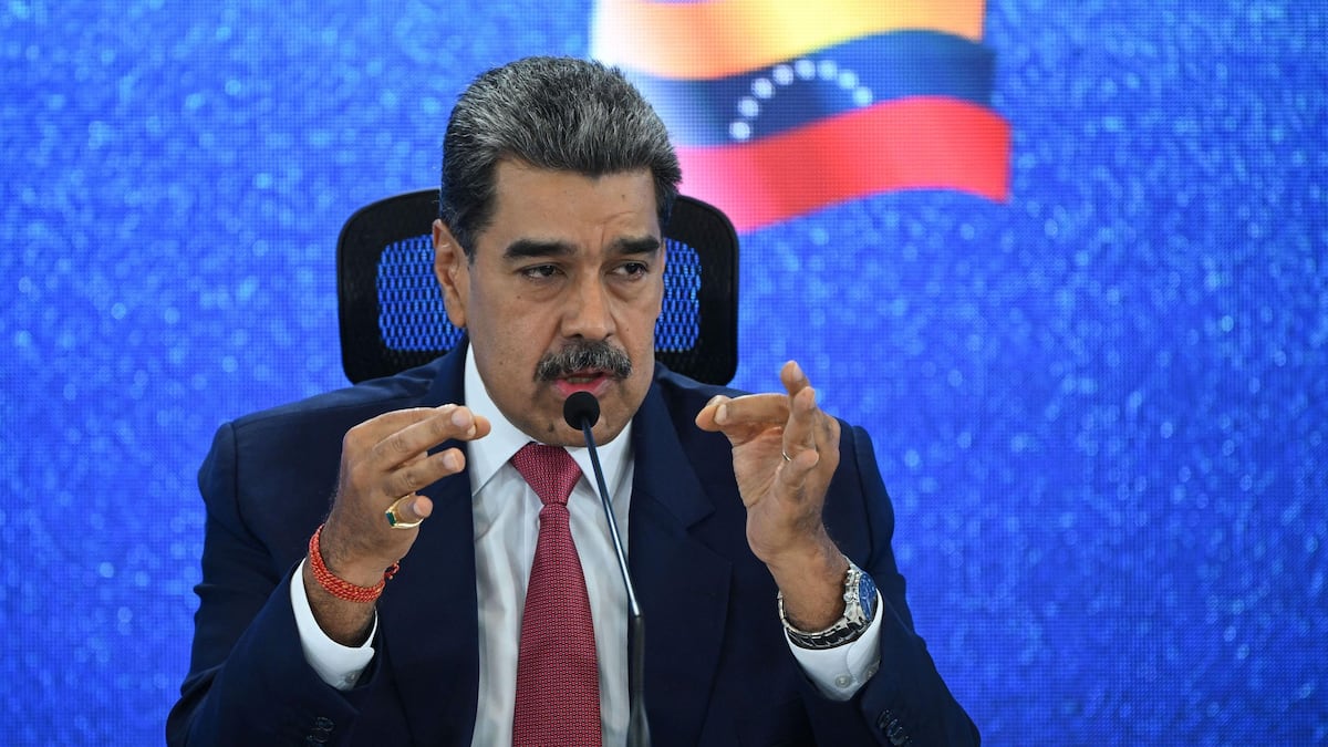 ‘Not crazy war, yes peace’: Maduro