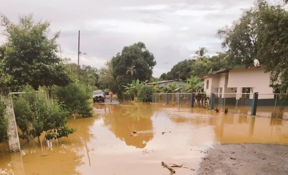 Tonosí se ahoga entre lodo y lluvia: así golpea el huracán Melissa a Los Santos y Veraguas 