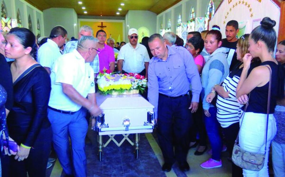 Las lágrimas se hicieron sentir en cada palabra.El doloroso adiós a Nuris Esther