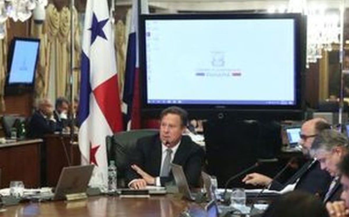 Gobierno hace convocatoria pública para elección de magistrados