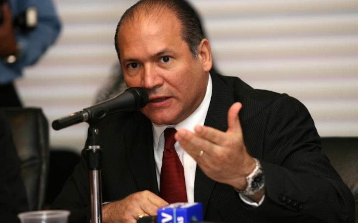 Con urgencia,magistrado Harry Díaz pide resolver competencia en caso Martinelli