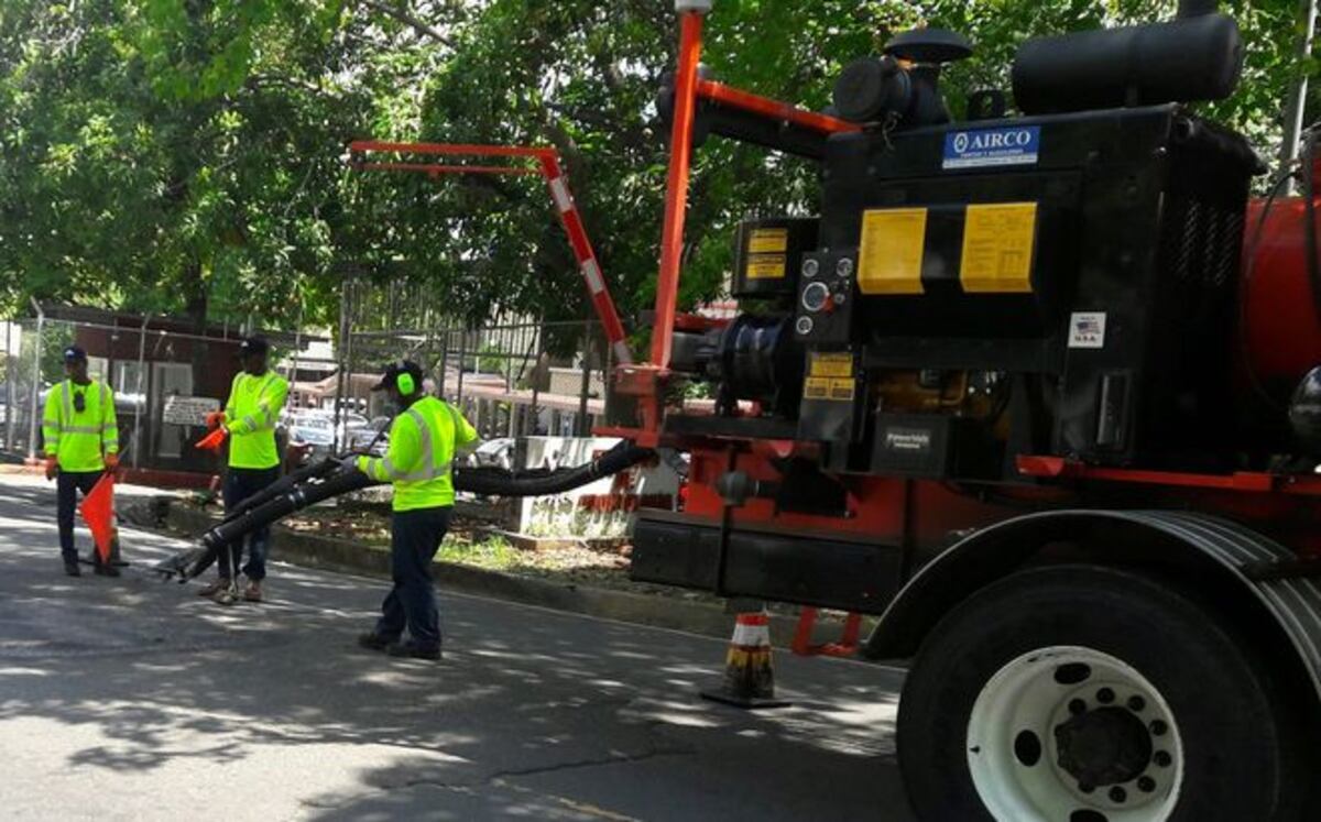¡NO MÁS HUECOS! Llegó el camión 'tapahuecos' a Panamá