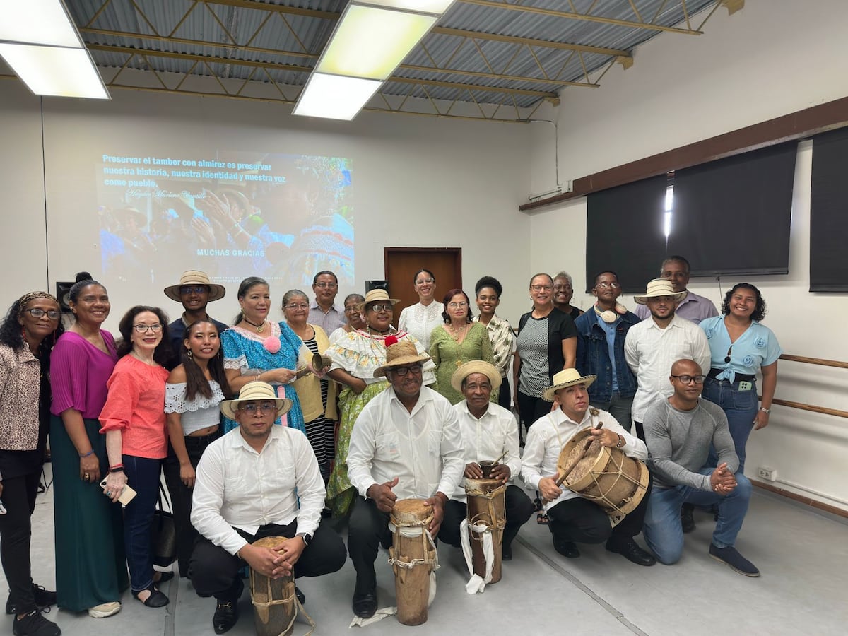 Tambor con almirez: la herencia de Antón que revive gracias a una apasionada de la cultura