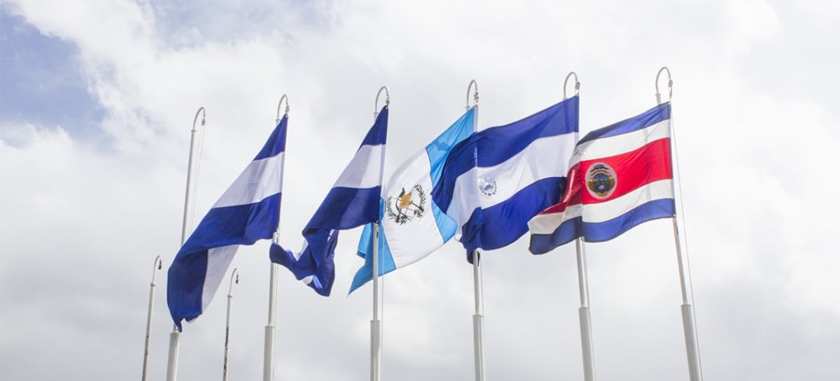 Centroamérica celebra hoy su bicentenario de independencia de España, pero Panamá debe esperar dos meses para festejar