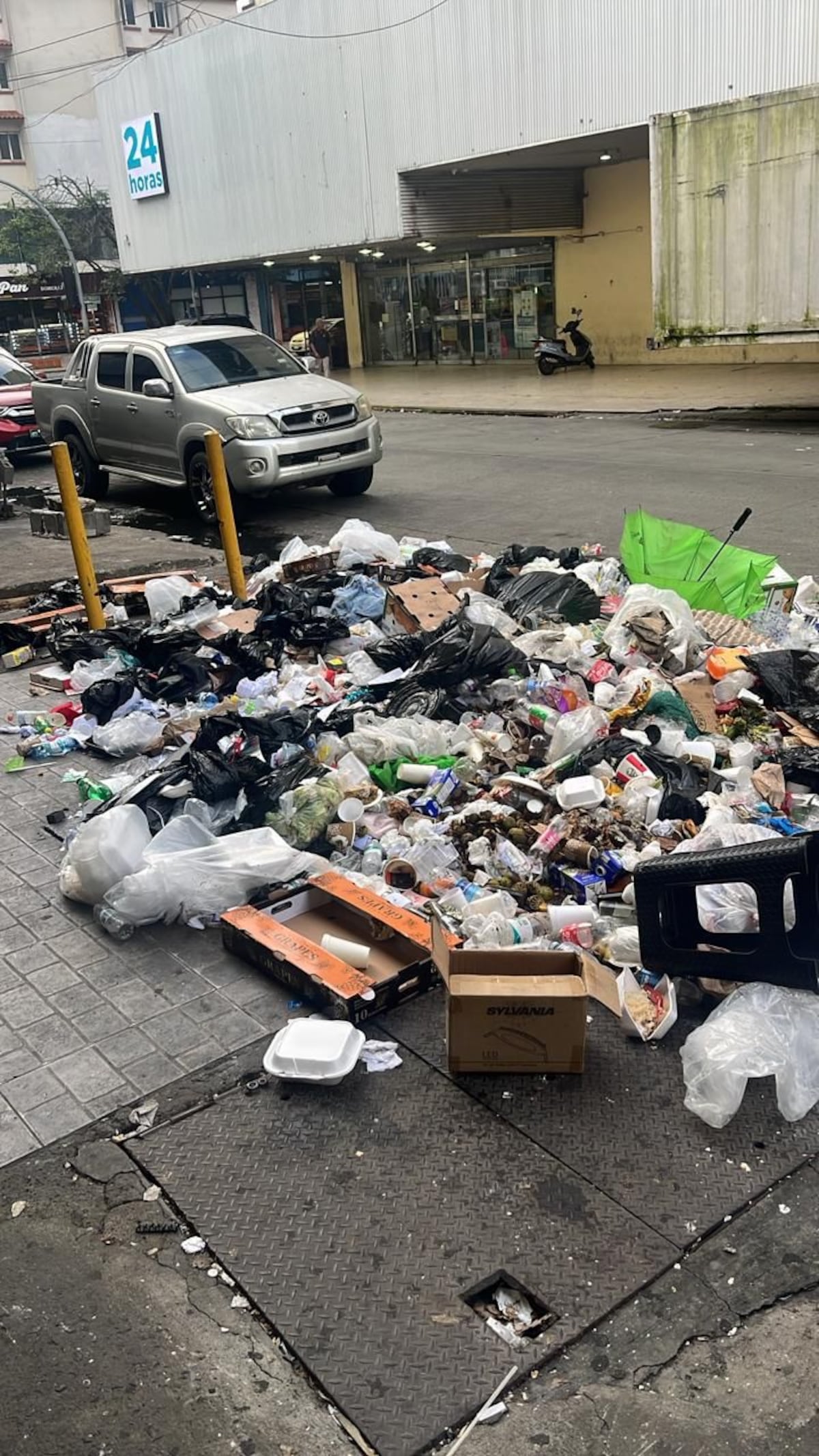 Junta Comunal de Calidonia anuncia sanciones a comerciantes irresponsables