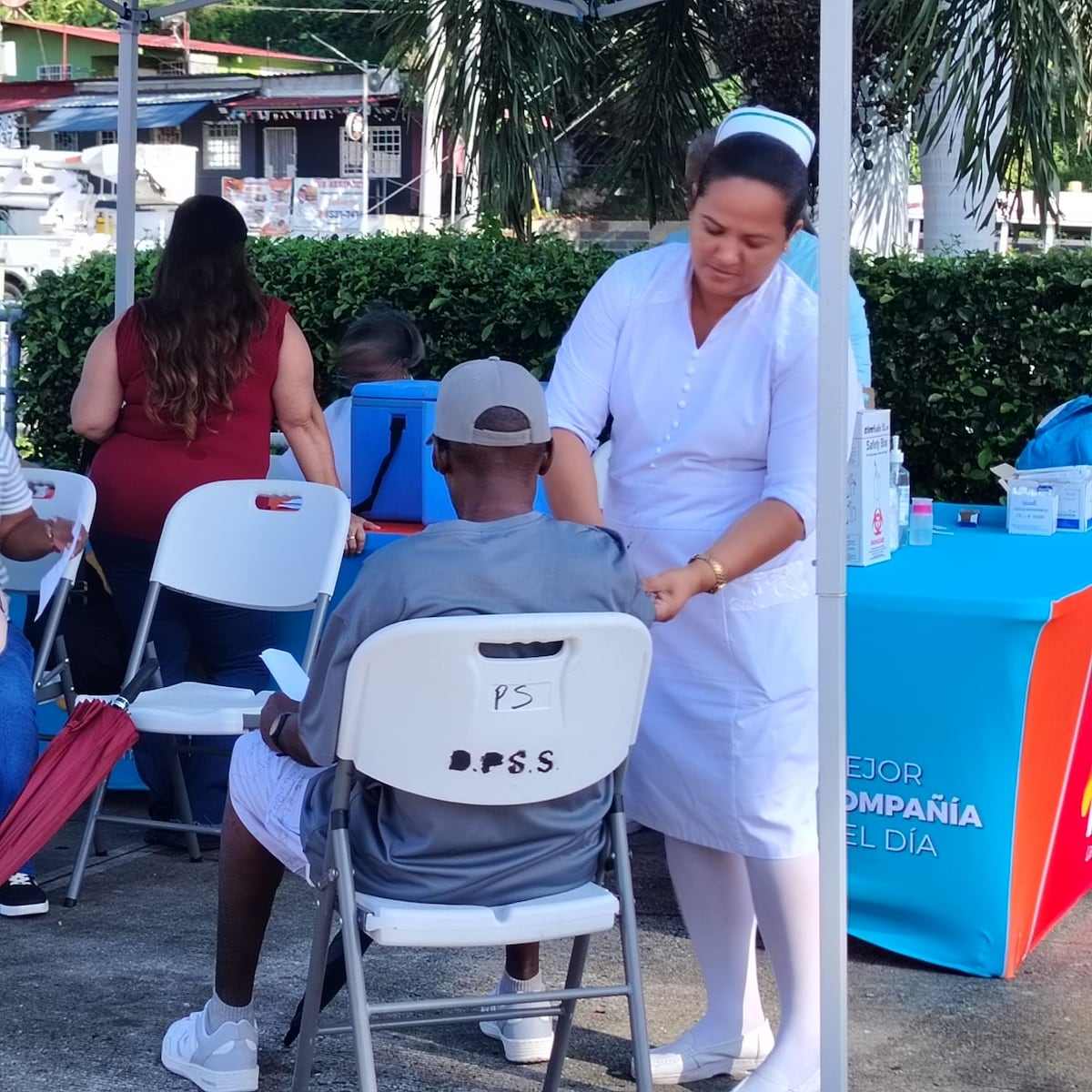Más de 100 atendidos en feria de salud en Cativá: chequeos, vacunas y consejos nutricionales