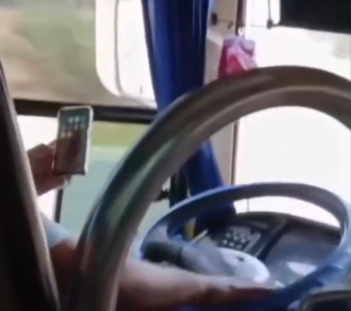 VIDEO | Un día antes del fatal accidente en Chame: graban a un conductor de la ruta Aguadulce-Panamá mientras manejaba de forma desordenada