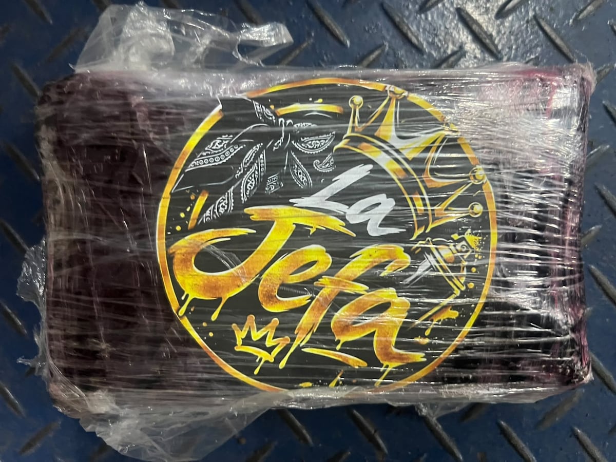 ‘LA JEFA’ iba rumbo a Australia: Policía encuentra 65 paquetes ocultos en un contenedor