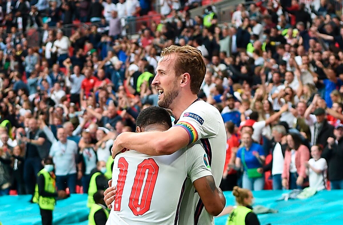 Se hunde otro barco. Alemania cae en Wembley y se acaba la era de Joachim Löw