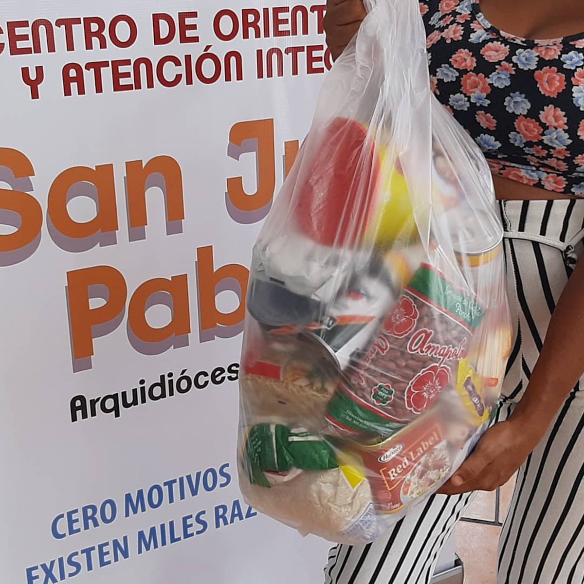 Mujeres que alquilan sus cuerpos han pasado hambre en la pandemia.  Mientras, madre revela lo que hace con niños que se acuestan sin comer. Video