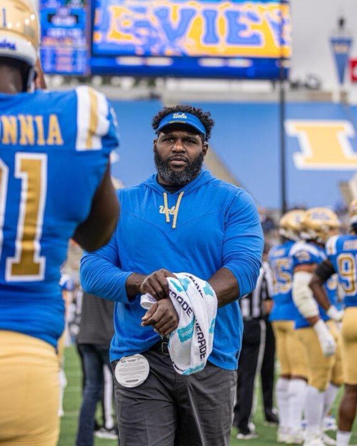 Frank Davis revela su nueva jugada tras dejar la NFL