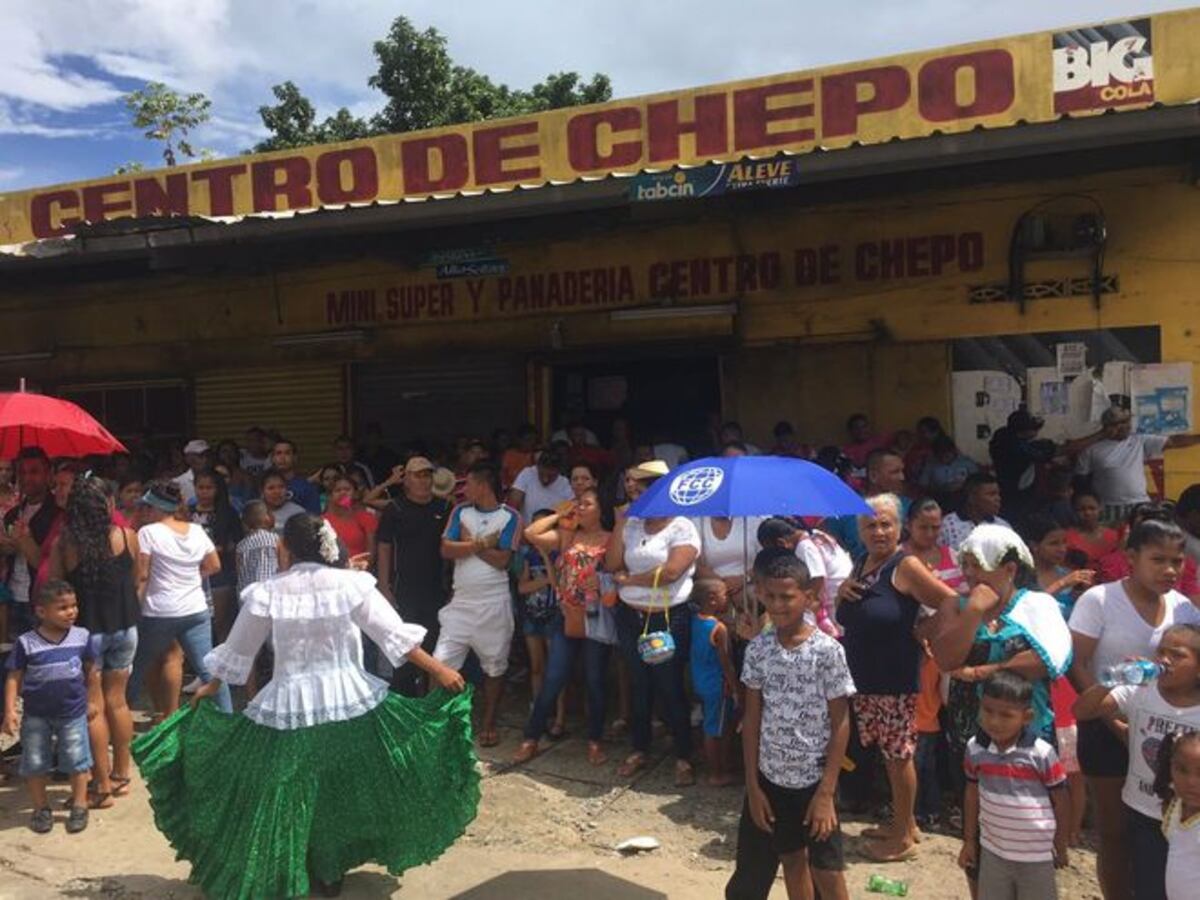 Chepo se viste de patria