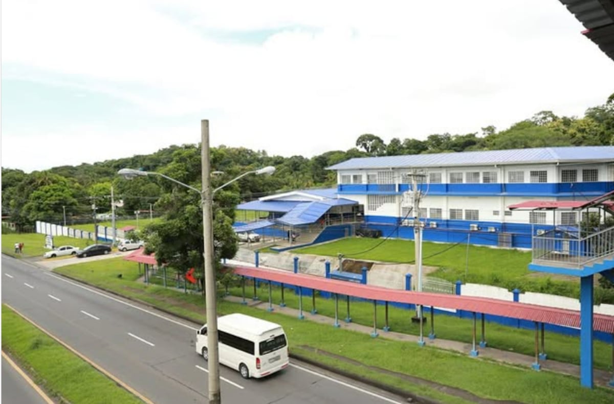 Estudiantes recuperados del incidente en colegio de Chame, pero aún sin causas claras