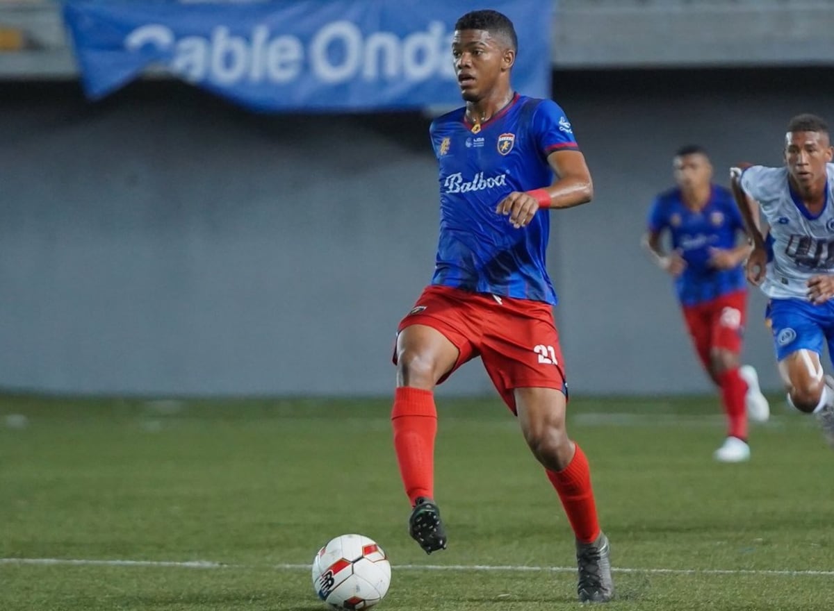 San Francisco fue quien hizo la fiesta en el Armando Dely Valdés, en Colón