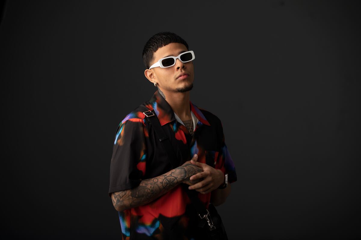 Tachi indica que la calle solo tiene tres fines y la principal es la muerte. Está de estreno y feliz por su libertad