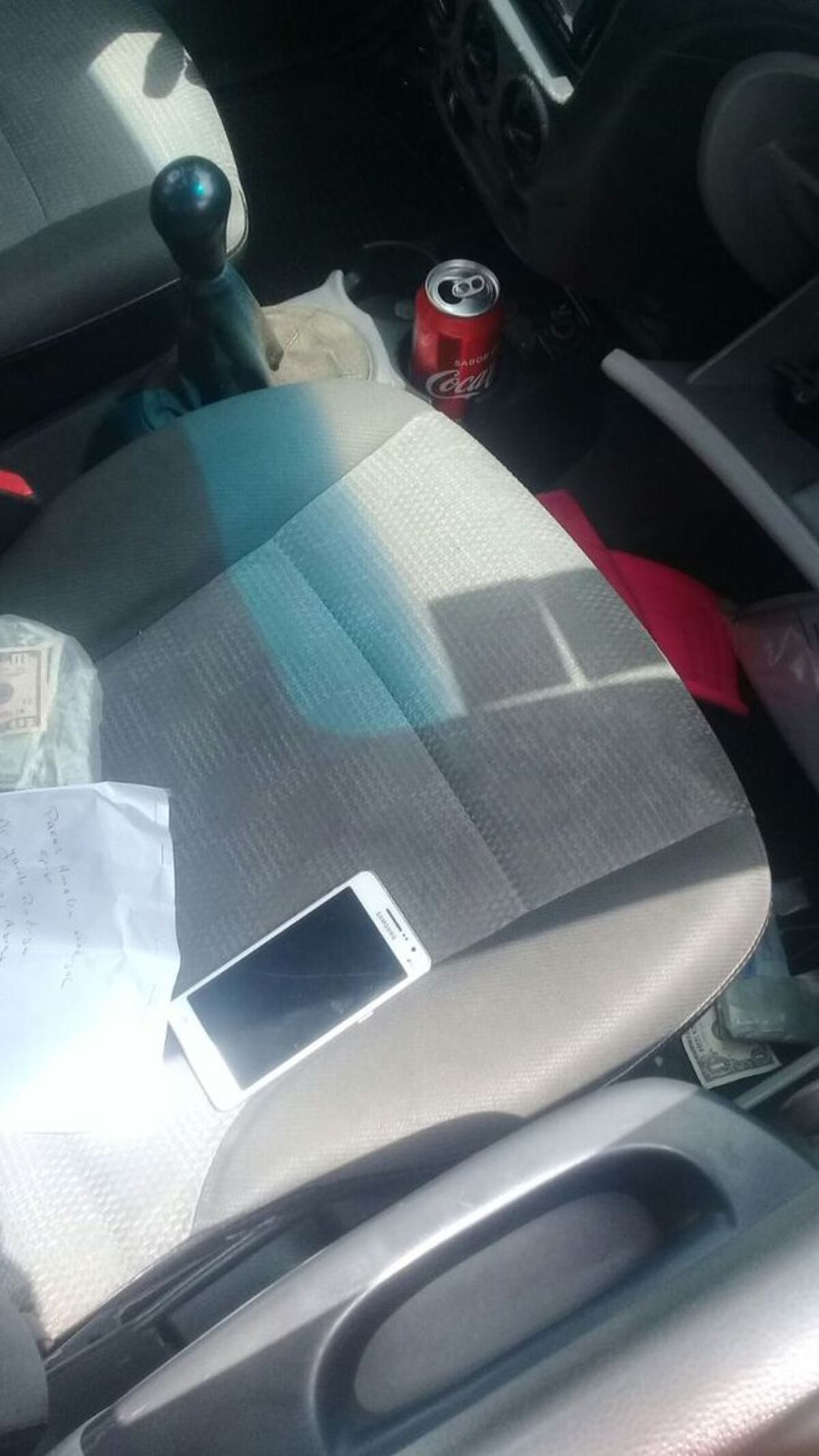 ¡AY, POR DIOS! Roban con arma en mano local comercial en Capira y los corretean