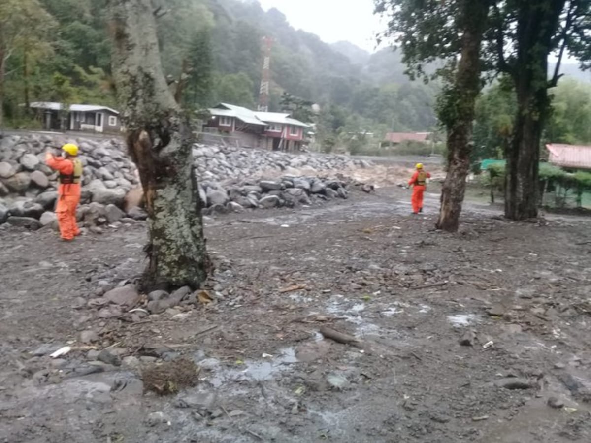 Evacuan a familias a causa de las fuertes lluvias en Bocas del Toro y Chiriquí