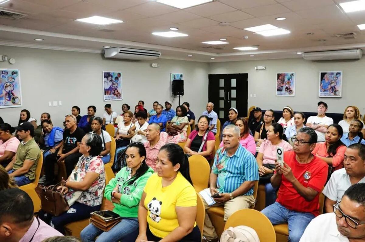 Mides anuncia pagos de programas sociales y entrega de cheques a exfuncionarios en junio