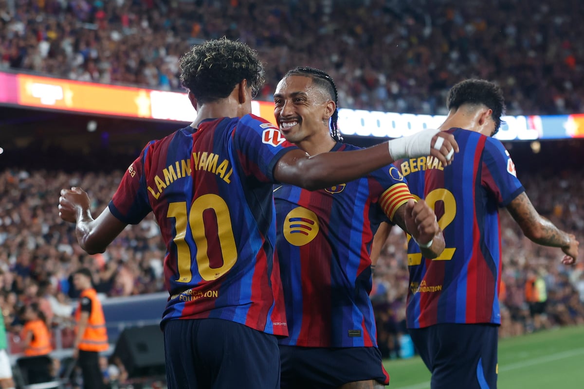 Lamine Yamal y Raphinha arman la fiesta del Barcelona en LaLiga