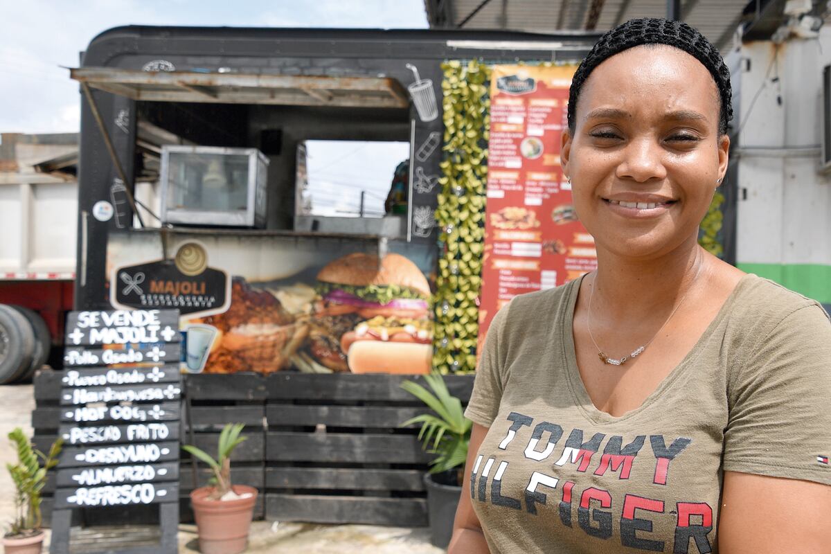 Lizy Valdés, una joven madre emprendedora del sector de Las Mañanitas