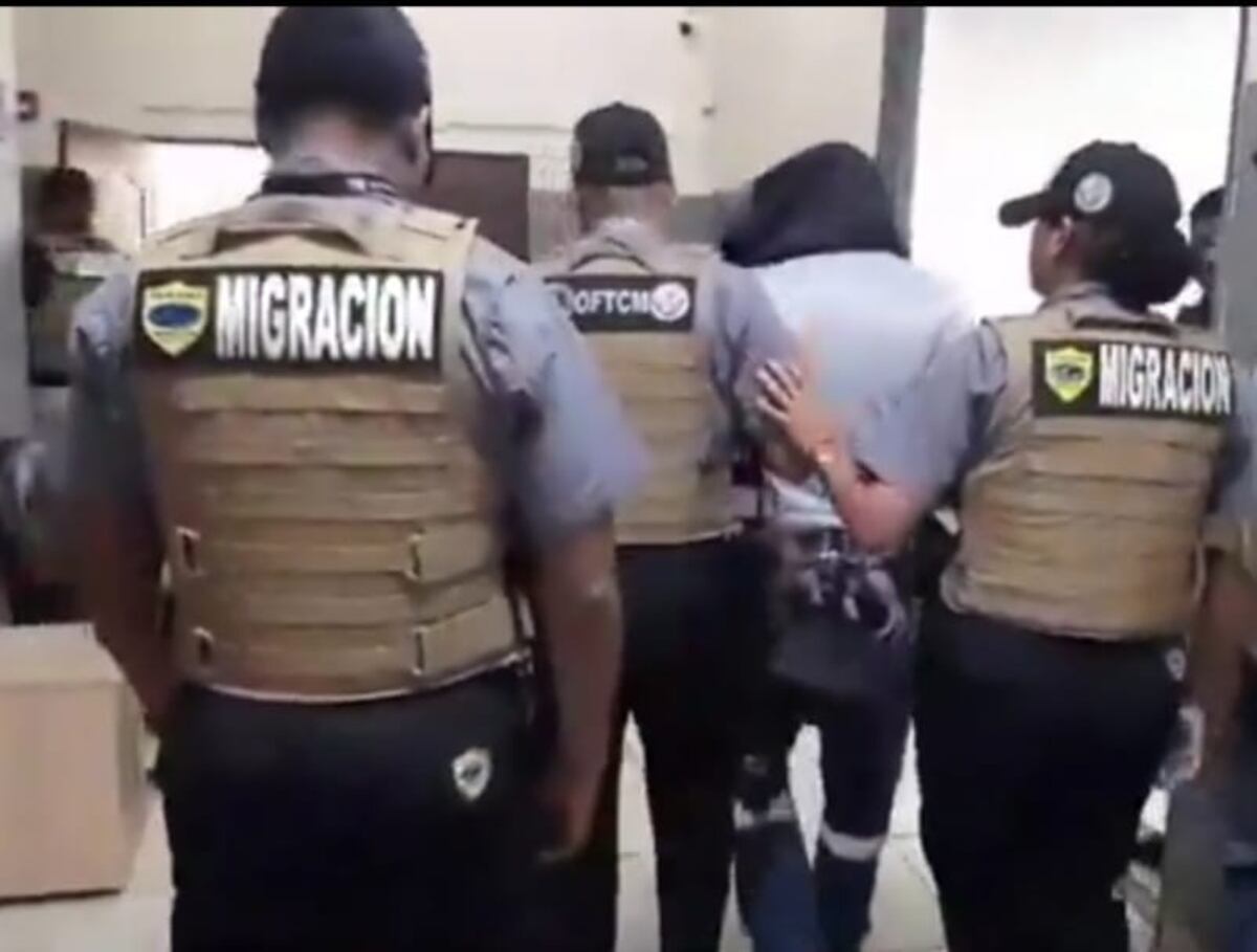 Cae Funcionario de Migración por Estafa en Trámites de Visa